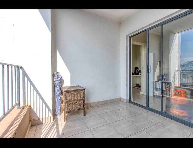 3 BEDROOM APARTMENT RENTED IN WILGEHEUWEL
